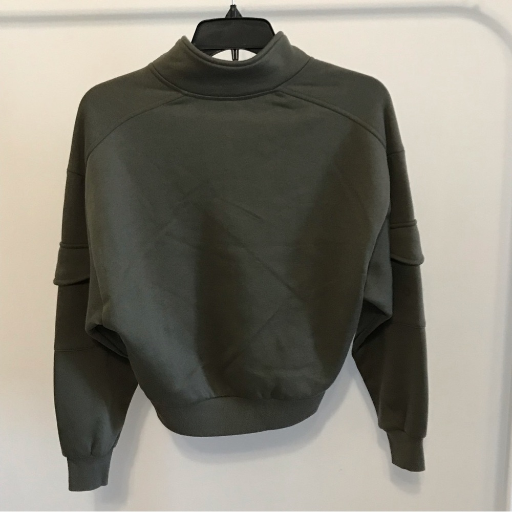 H&M quarter zip sweatshirt with pockets - Picture 2 of 6